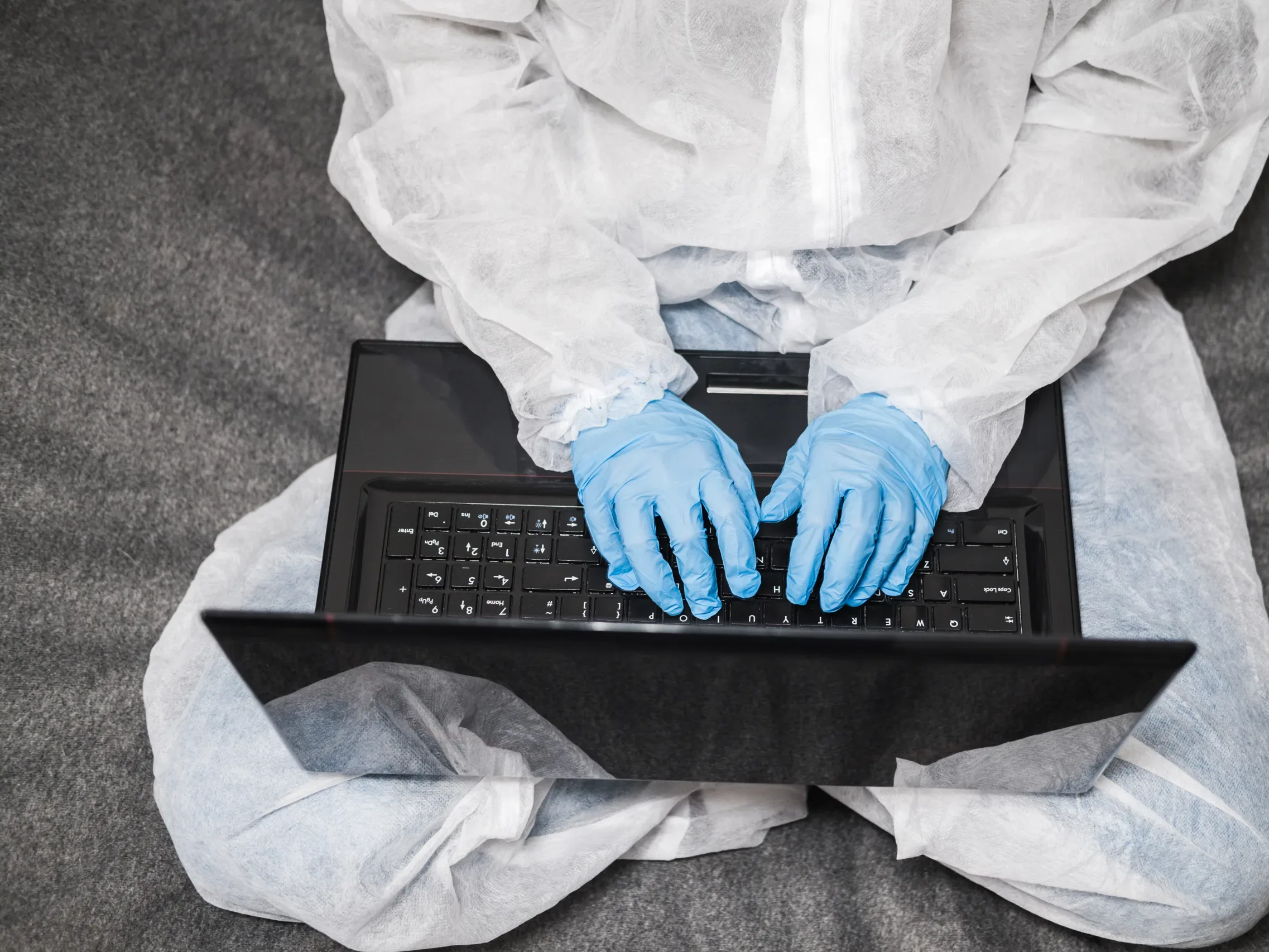 Danıştay 12. Daire Kararı - Yıllık İzin İçerisinde Hastalık Raporu Alınması Halinde Rapor Bitiminde Göreve Başlanılması Gerekir