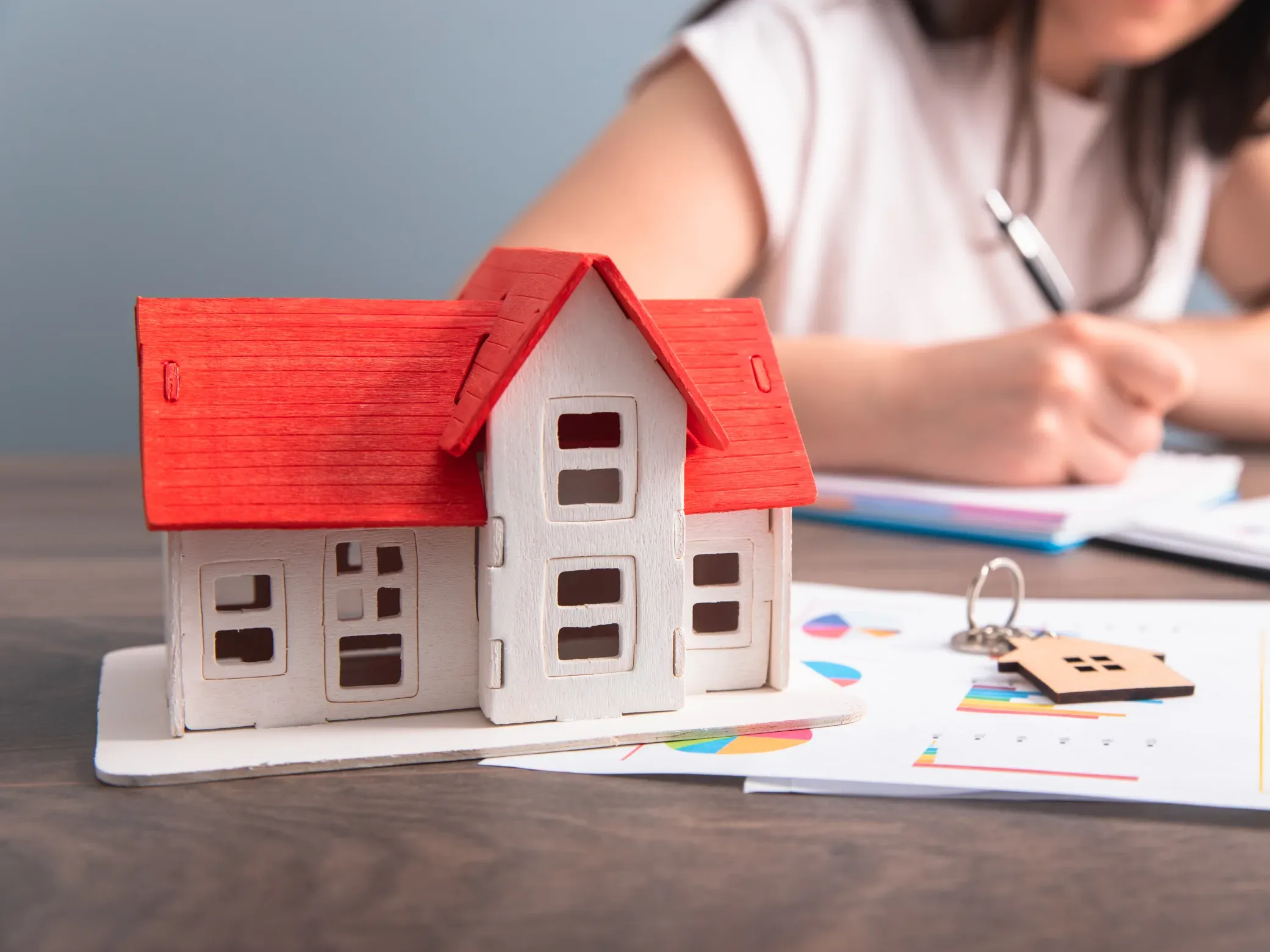 Konut ve Çatılı İşyeri Kiralarında Sözleşmenin Bildirim Yoluyla Sona Ermesi