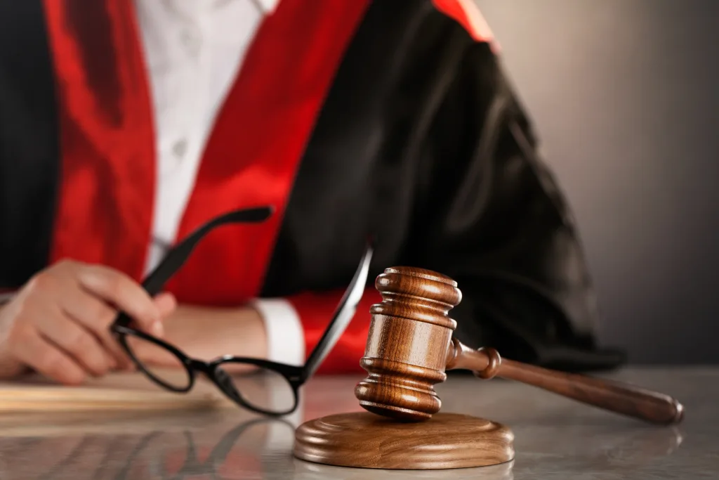 Avukatın Azledilmesi